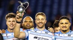 Glasgow retain 1872 Cup after tight Edinburgh win