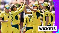 Gardner removes Knight and Sciver-Brunt