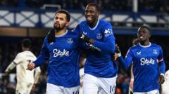 ‘Everton need stability’ – how chaotic day unfolded