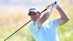 Hoge leads as PGA Tour season starts in Hawaii