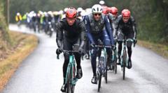 Teams withdraw as traffic causes chaos in French race