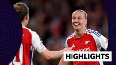 Arsenal thrash Leicester to keep title hopes alive